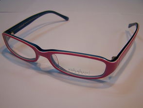 南京東路寫字樓新開專業眼鏡直銷店 醫學驗光與親民價格并行